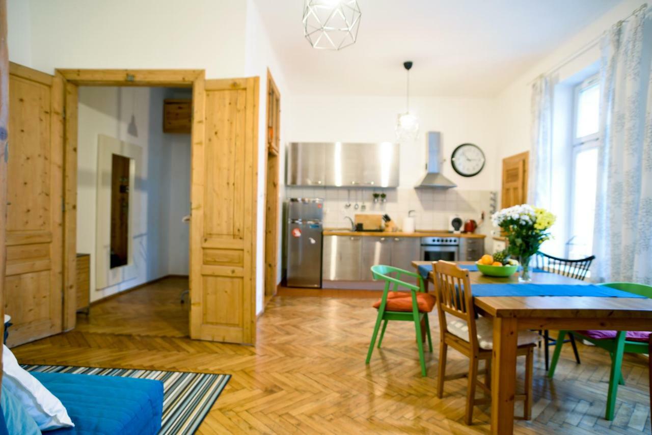 Large And Cozy Apartment 60 M2, Cracow Old Town クラクフ エクステリア 写真