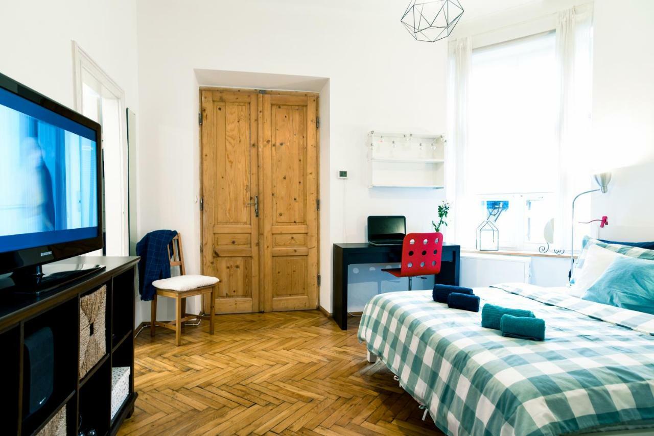 Large And Cozy Apartment 60 M2, Cracow Old Town クラクフ エクステリア 写真